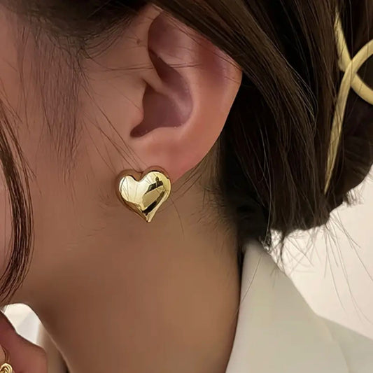 Golden Heart Elegant Earrings