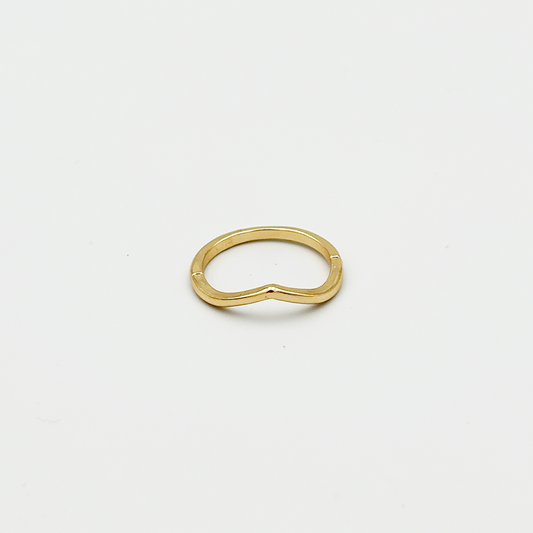 Minimalist V Ring