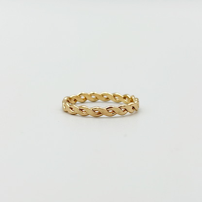 Twisted Knot Ring